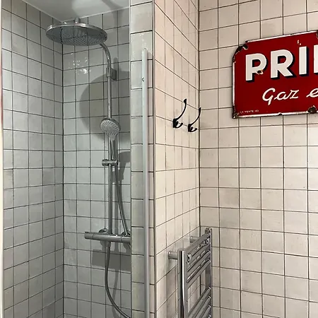 Les De La Limonaderie Апартаменты *