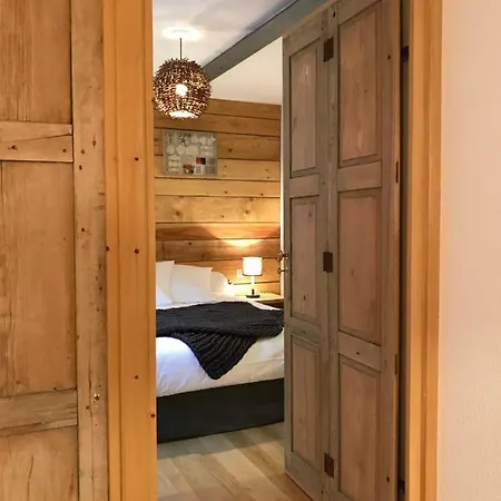 Апартаменты Les De La Limonaderie *